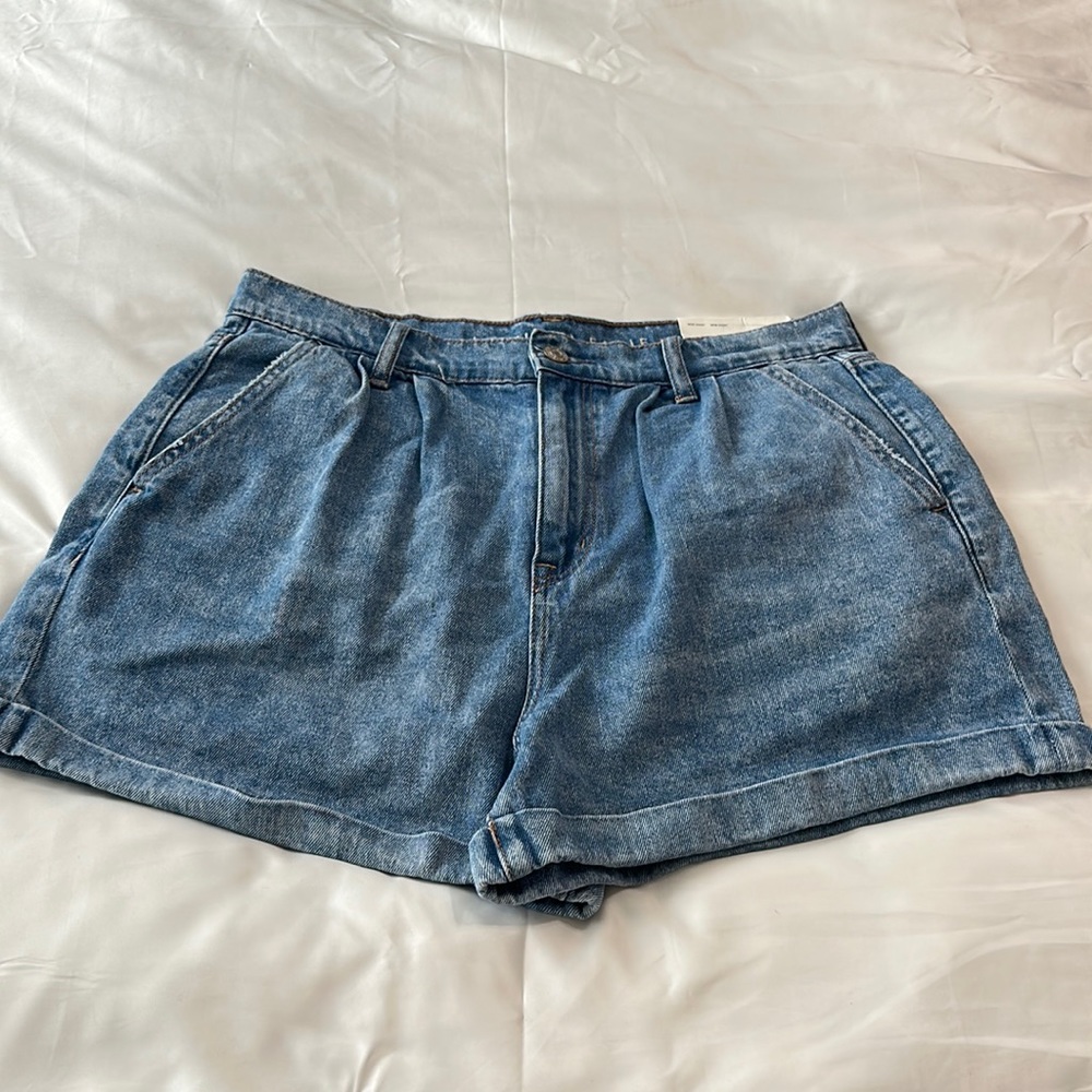 American Eagle Denim Mom Shorts